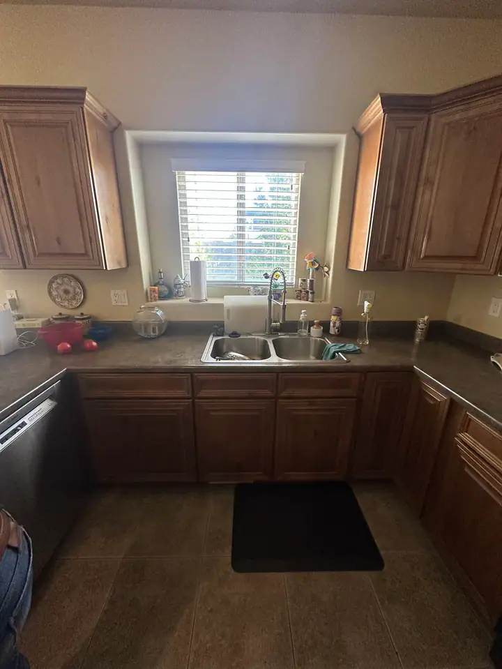 Eagle Mountain kitchen before the remodel, with original cabinets and laminate counters